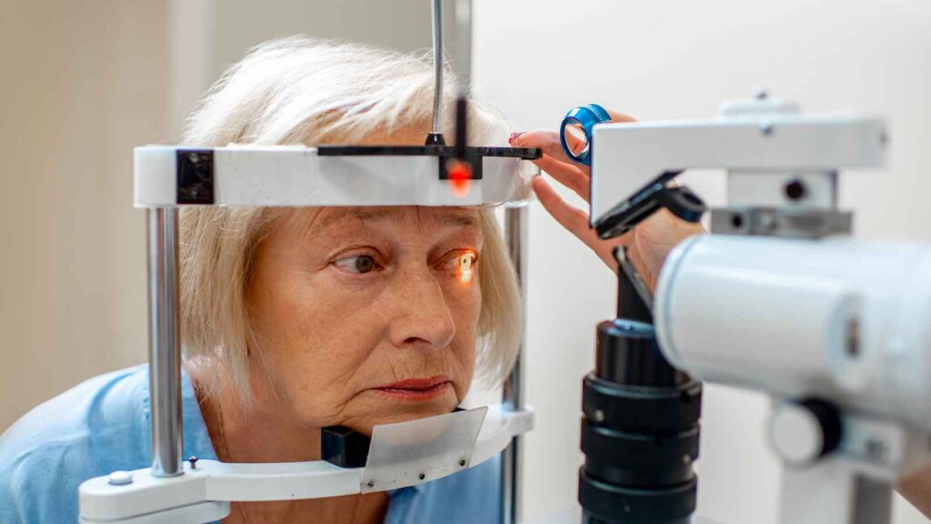 visita oculistica pacc poliambulatorio collecchio parma